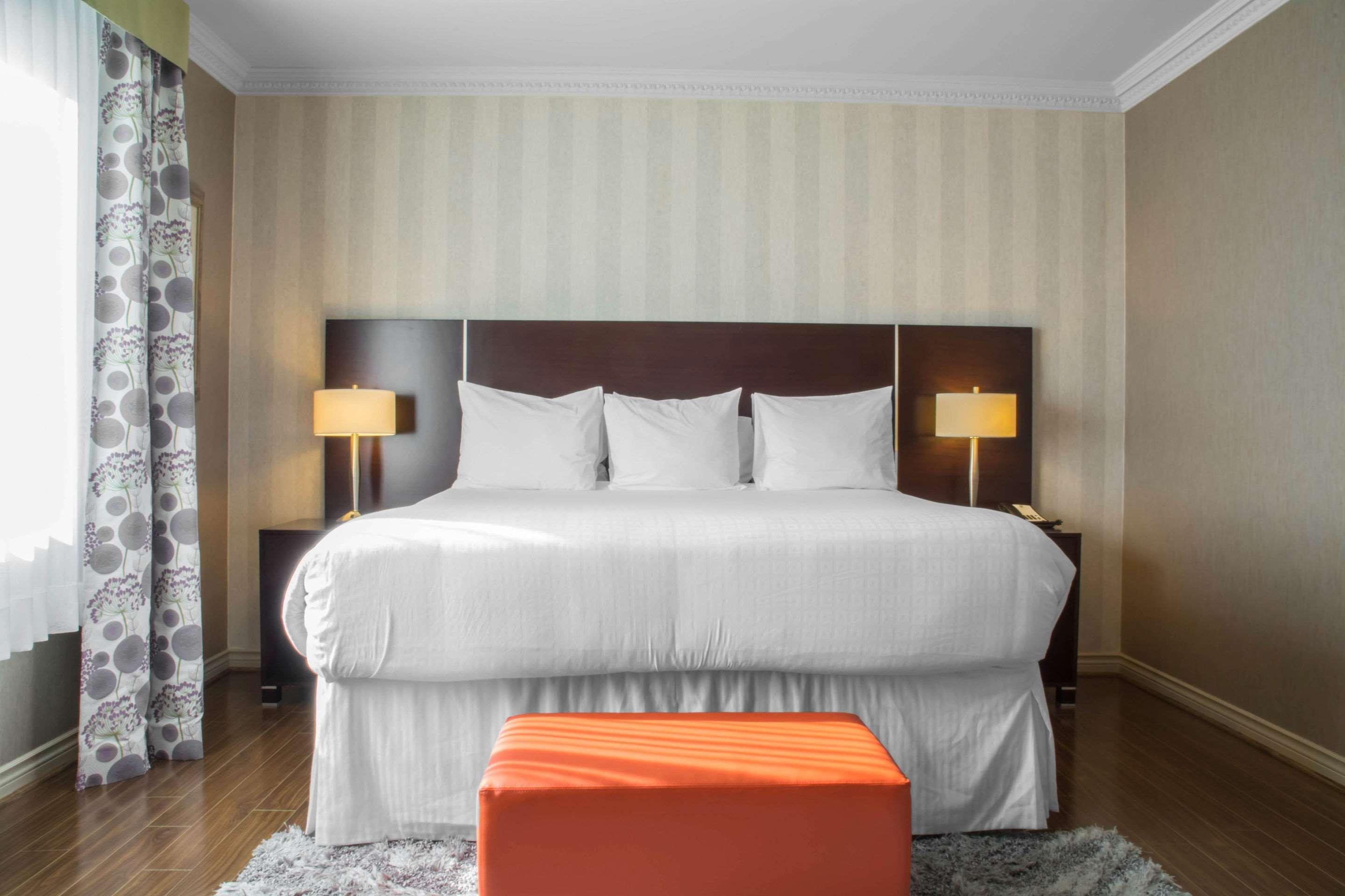 Towneplace Suites By Marriott Toronto Oakville Exterior photo