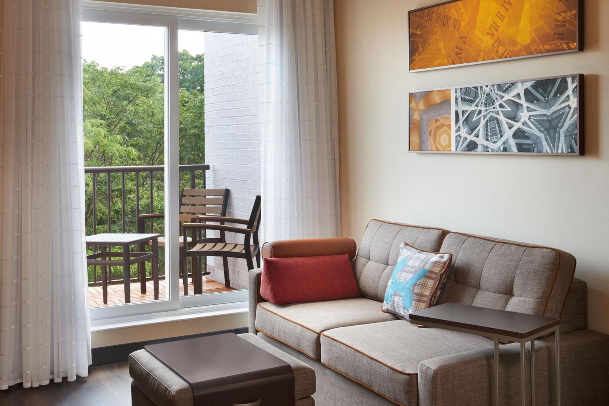 Towneplace Suites By Marriott Toronto Oakville Exterior photo