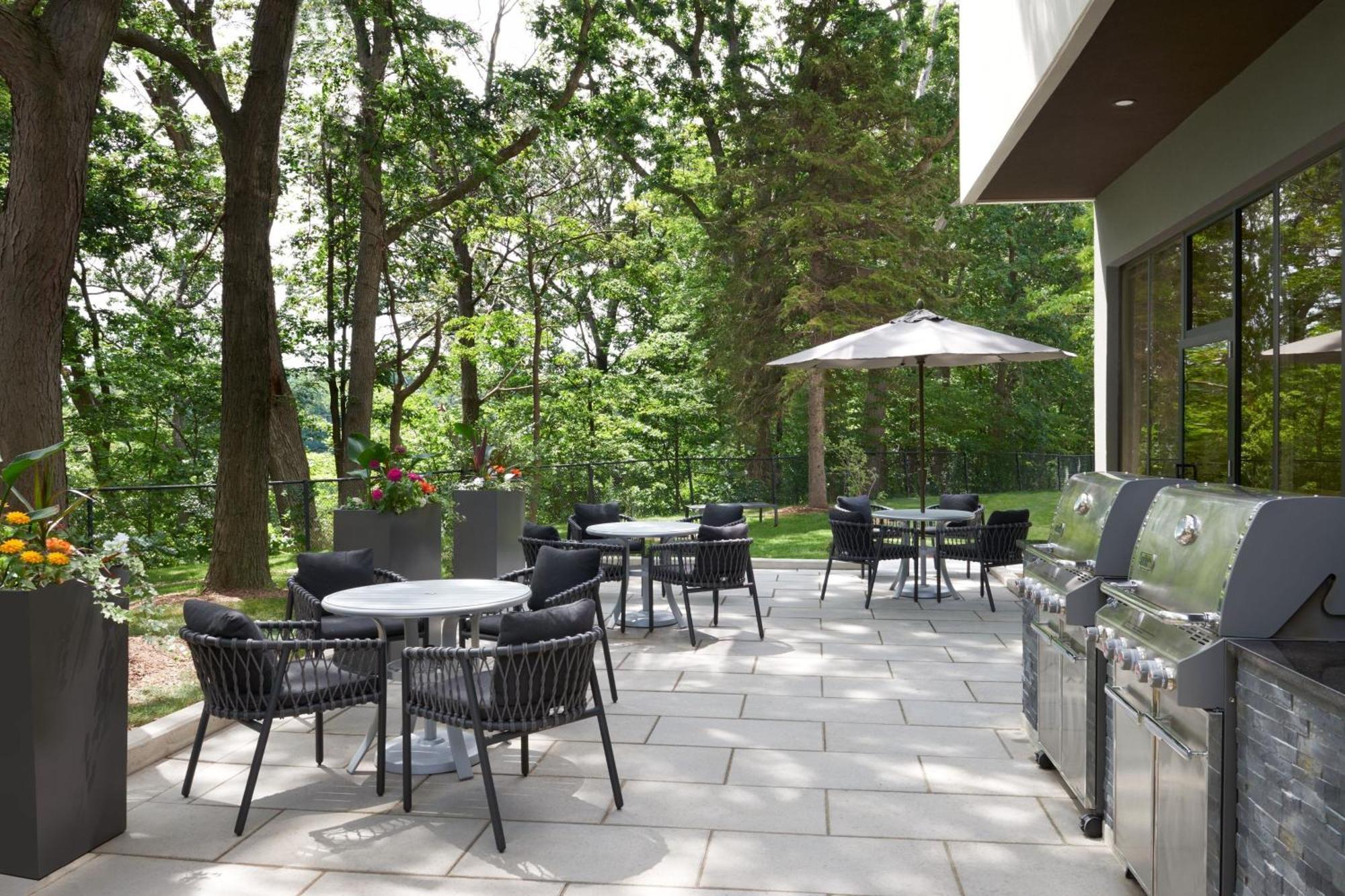 Towneplace Suites By Marriott Toronto Oakville Exterior photo