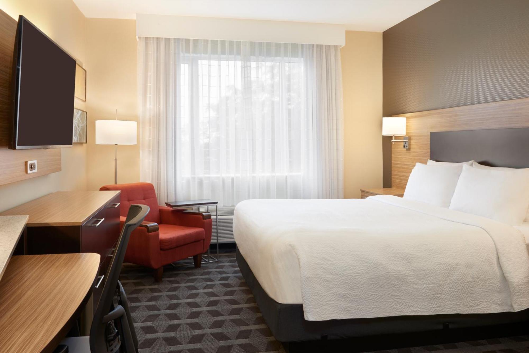 Towneplace Suites By Marriott Toronto Oakville Exterior photo